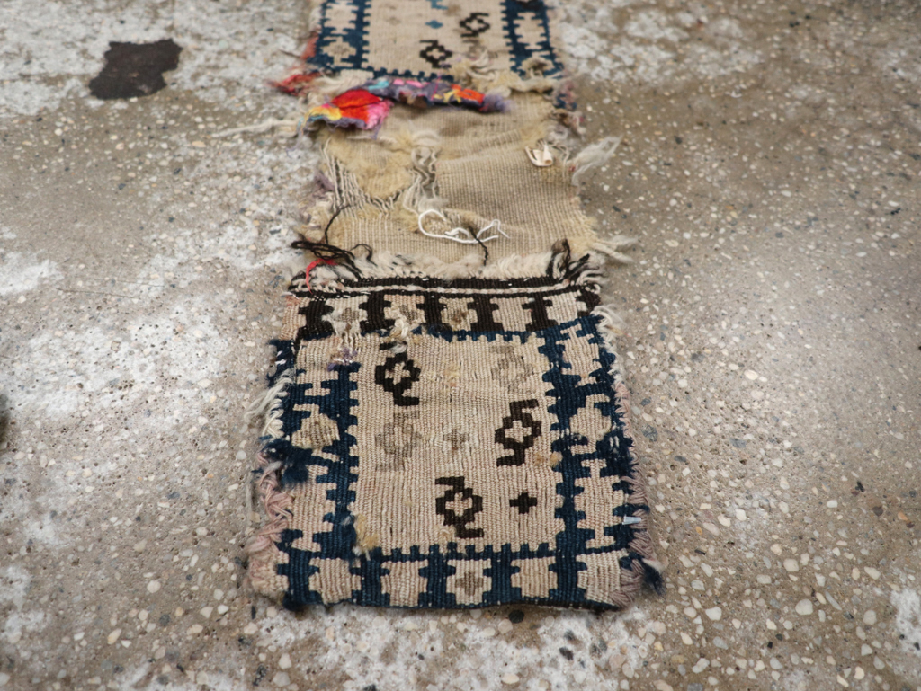 Vintage Persian Bag, No.24356 - Gsblank