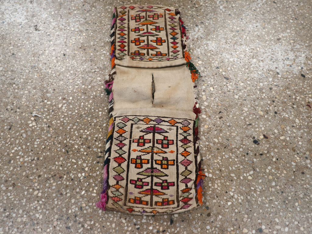 Vintage Persian Saddlebag (Khorjin), No.24357 - Gsblank