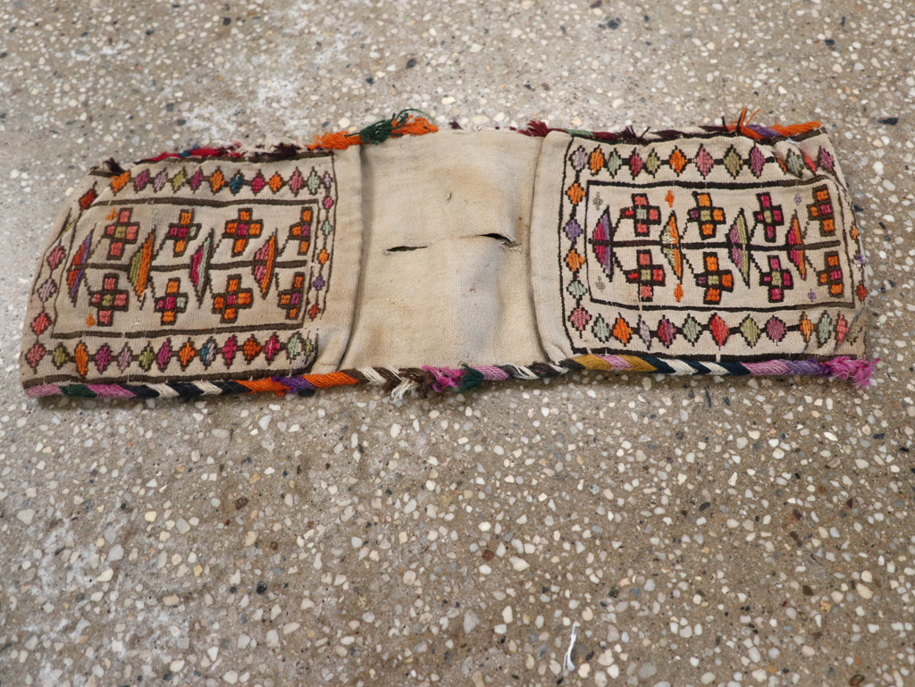 Vintage Persian Saddlebag (Khorjin), No.24357 - Gsblank