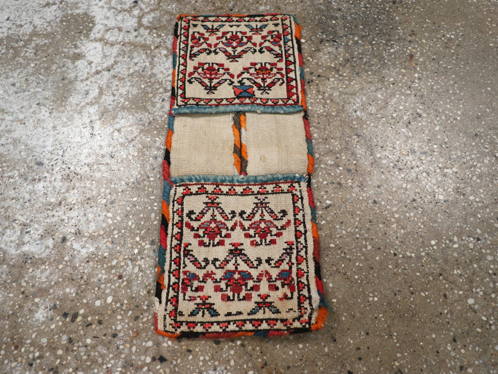 Vintage Persian Kilim Saddlebag (Khorjin), No.24358 - Gsblank