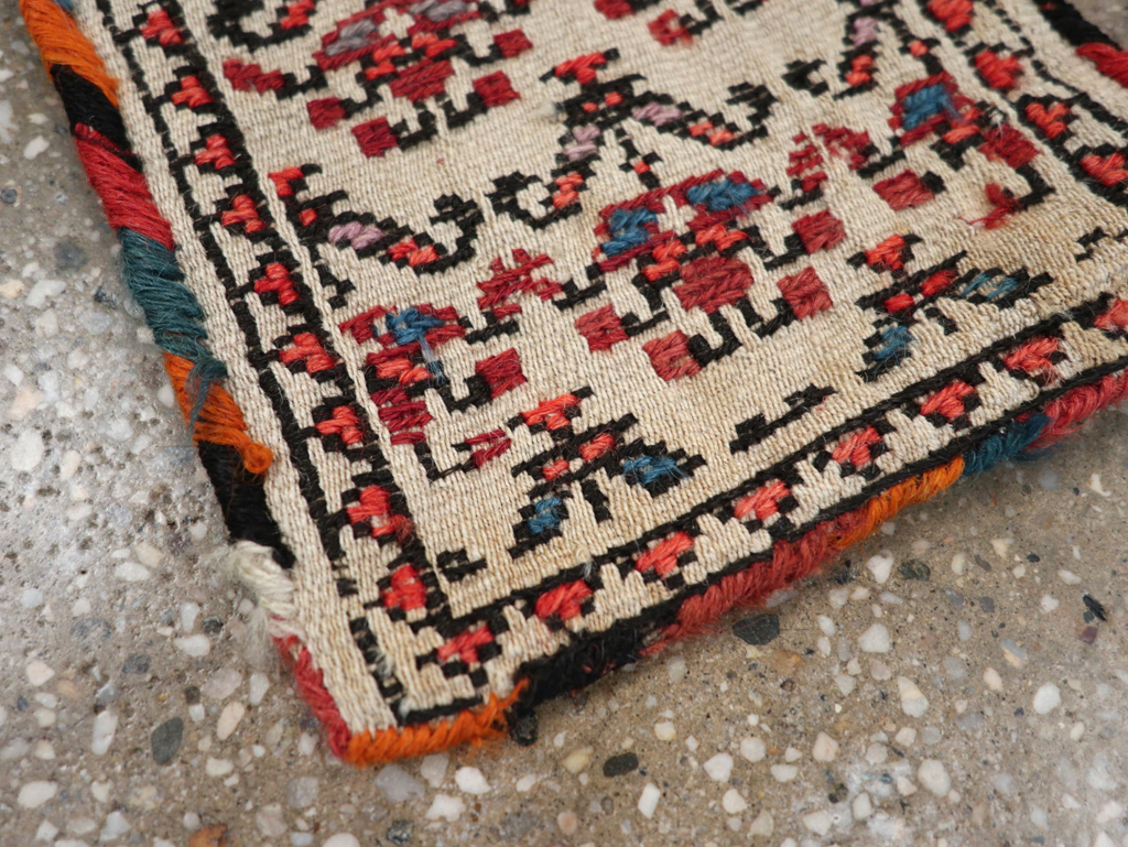Vintage Persian Kilim Saddlebag (Khorjin), No.24358 - Gsblank