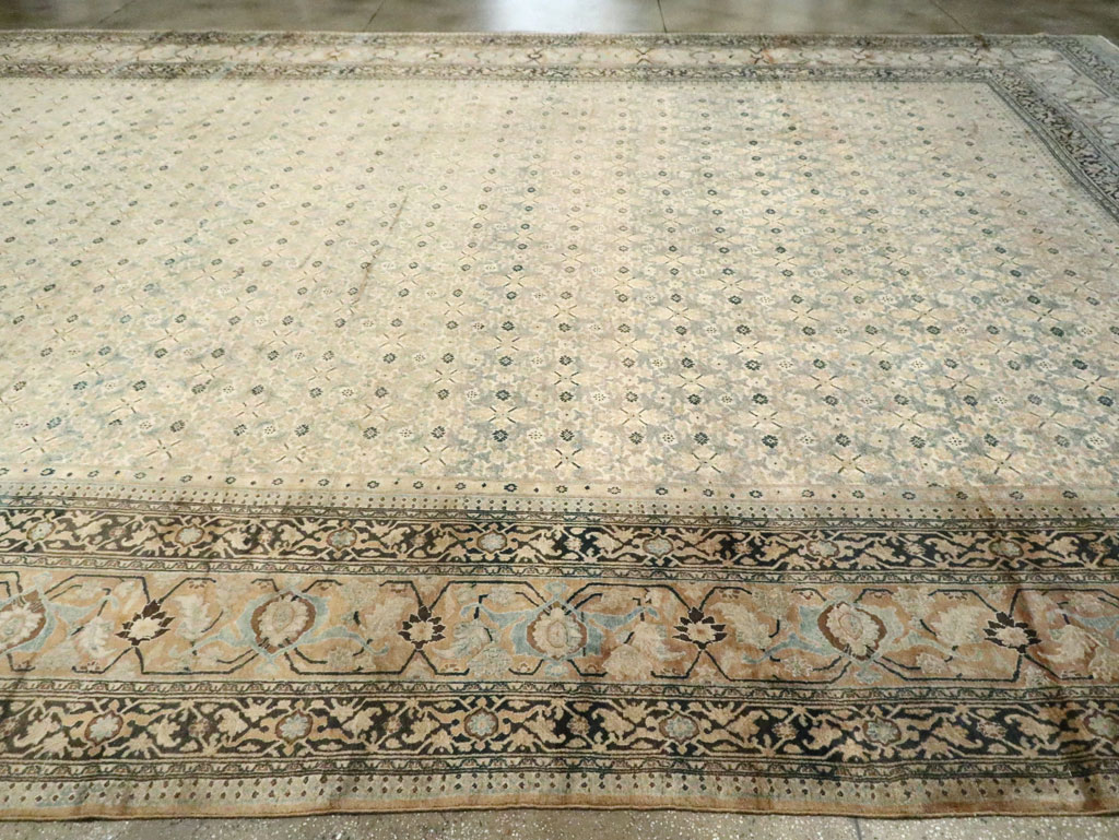 Antique Persian Dorokhsh Oversize Carpet, No.24373 - Gsblank