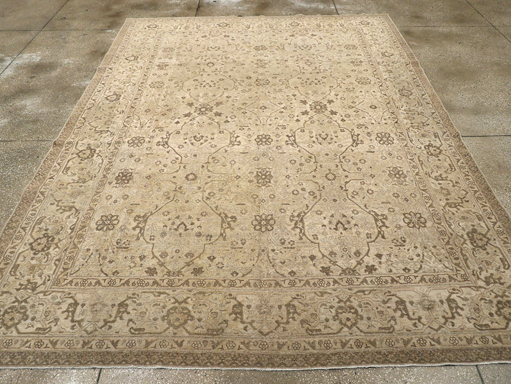 Antique Persian Tabriz Room Size Carpet, No.24379 - Gsblank