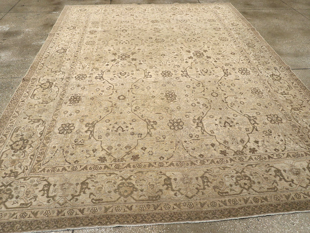 Antique Persian Tabriz Room Size Carpet, No.24379 - Gsblank