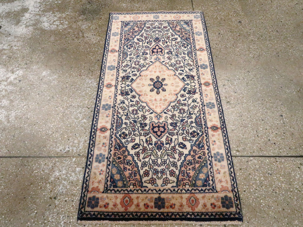 Modern Indo-Tabriz Rug, No.24383 - Gsblank