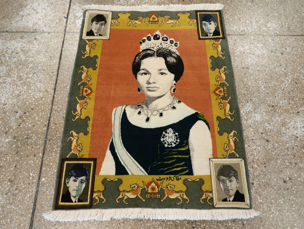 Vintage Persian Tabriz Pictorial Rug, No.24385 - Gsblank