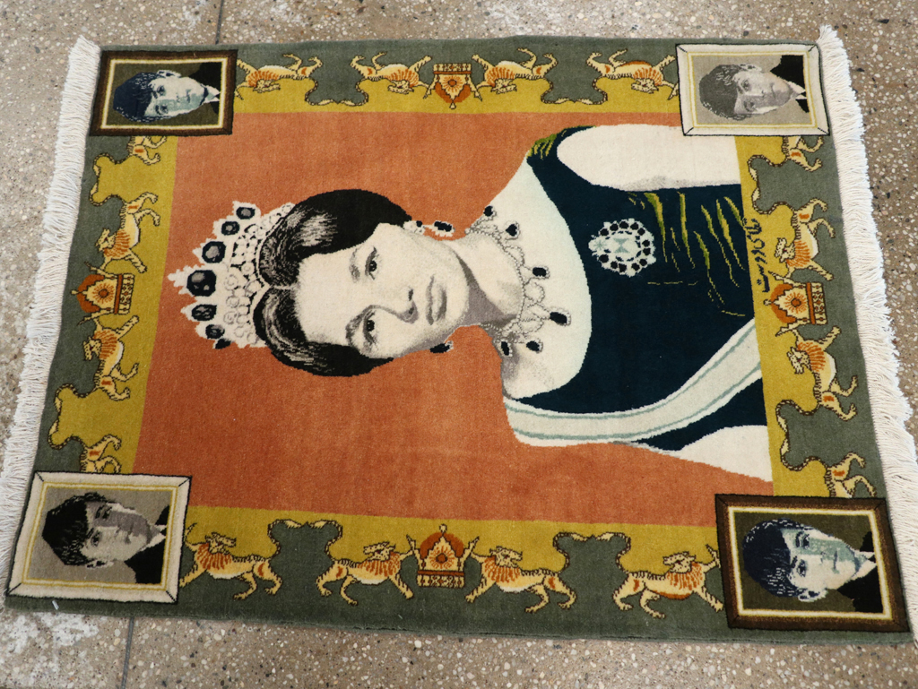 Vintage Persian Tabriz Pictorial Rug, No.24385 - Gsblank