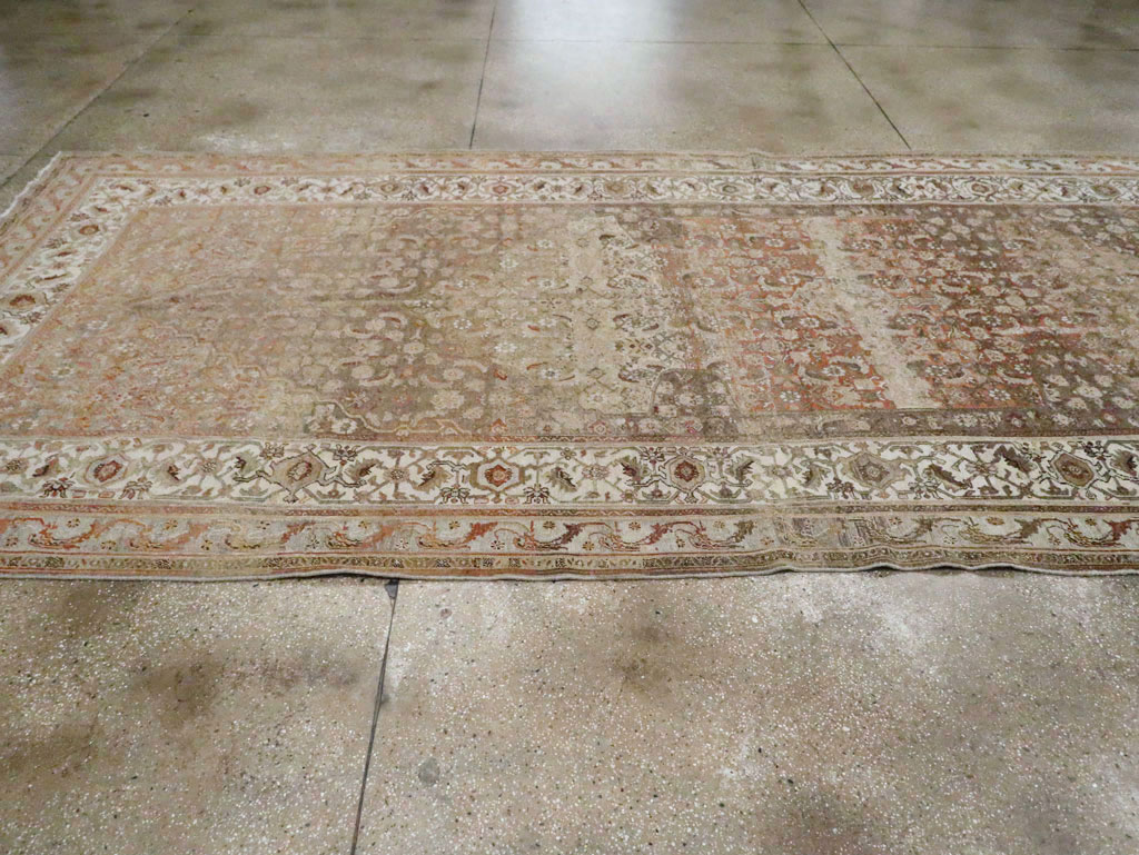 Antique Persian Bibikabad Carpet, No.24388 - Gsblank