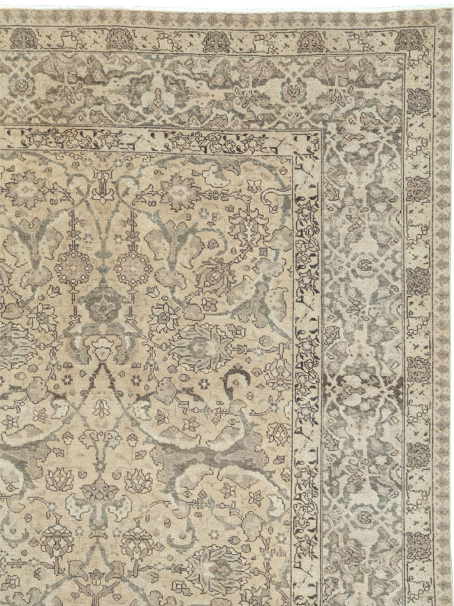 Antique Persian Tabriz Carpet, No.24389 - Gsblank