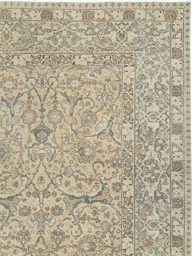 Antique Persian Tabriz Carpet, No.24389 - Gsblank
