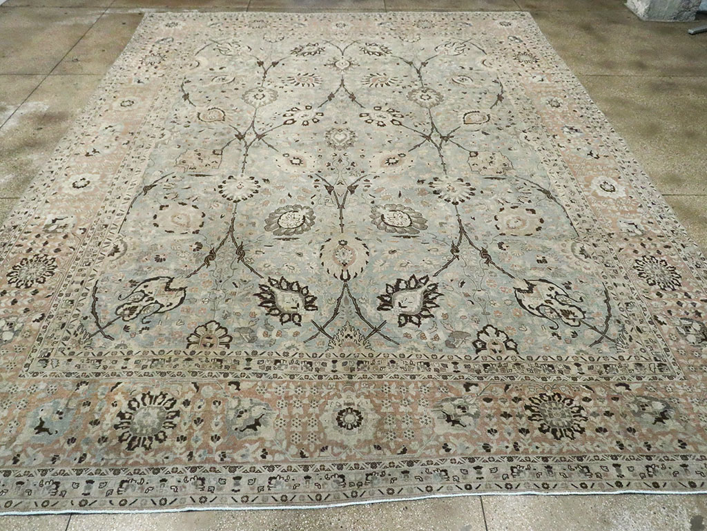 Antique Persian Tabriz Carpet, No.24400 - Gsblank