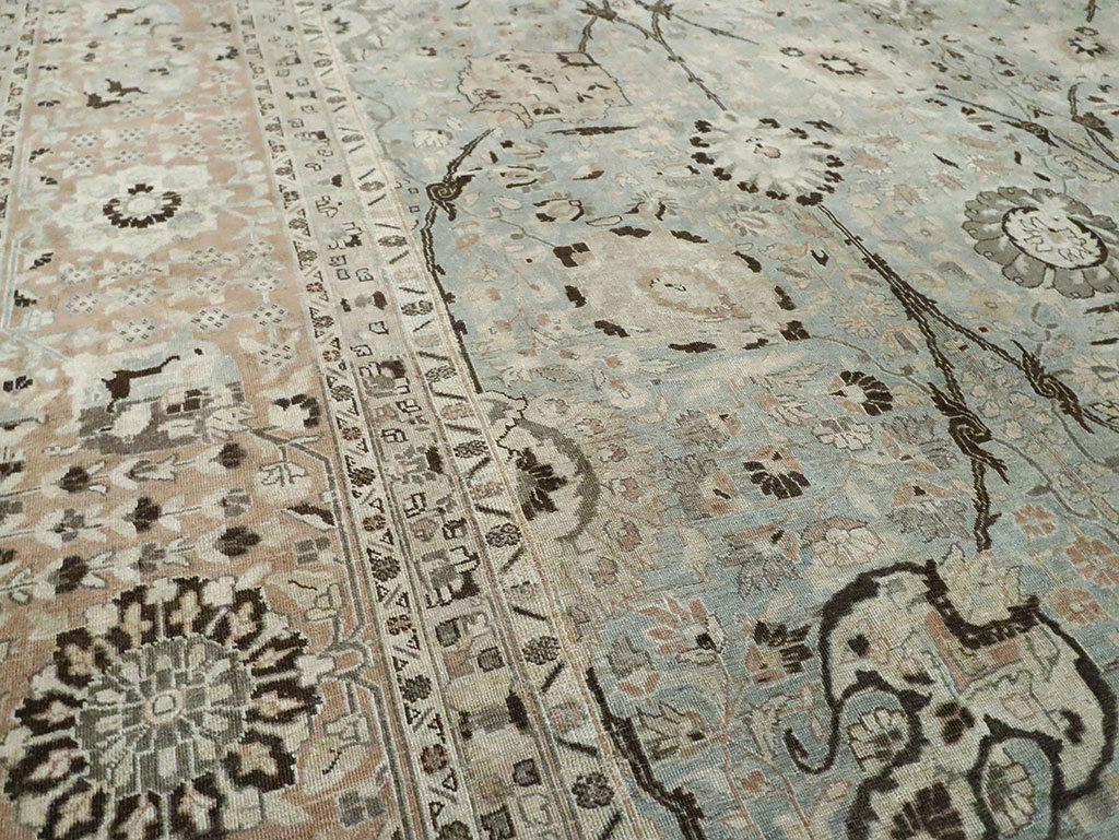 Antique Persian Tabriz Carpet, No.24400 - Gsblank