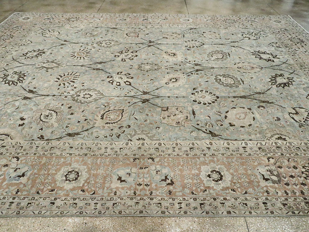 Antique Persian Tabriz Carpet, No.24400 - Gsblank