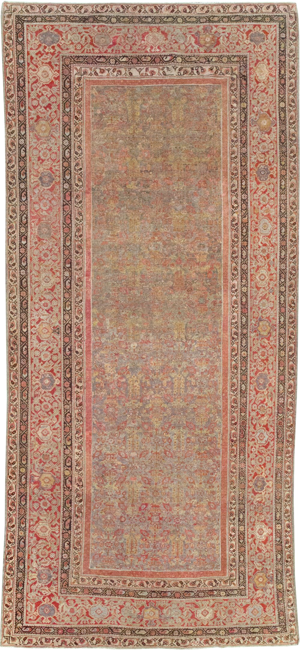 Antique Persian Mahal Gallery Carpet, No.24410 - Gsblank