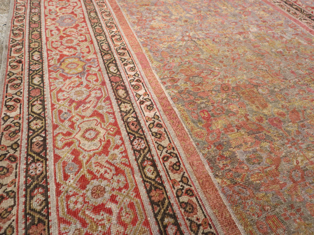 Antique Persian Mahal Gallery Carpet, No.24410 - Gsblank