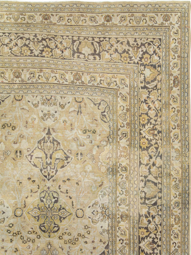 Antique Persian Dorokhsh Carpet, No.24413 - Gsblank