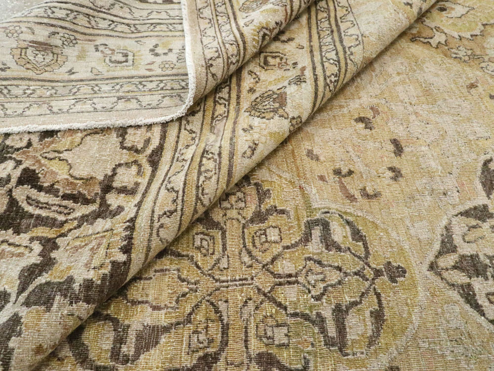 Antique Persian Dorokhsh Carpet, No.24413 - Gsblank