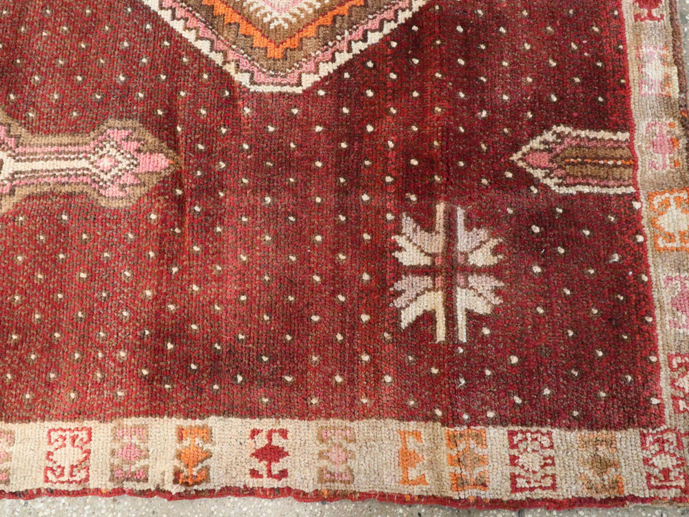 Vintage Turkish Anatolian Gallery Carpet, No.24418 - Gsblank