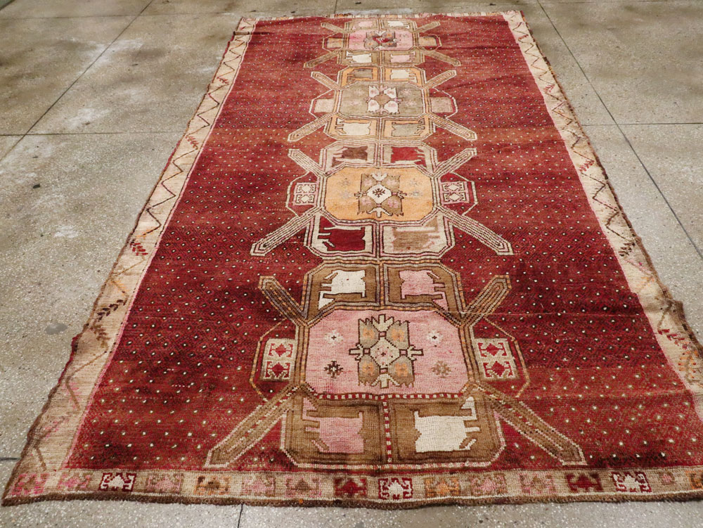 Vintage Turkish Anatolian Gallery Carpet, No.24423 - Gsblank