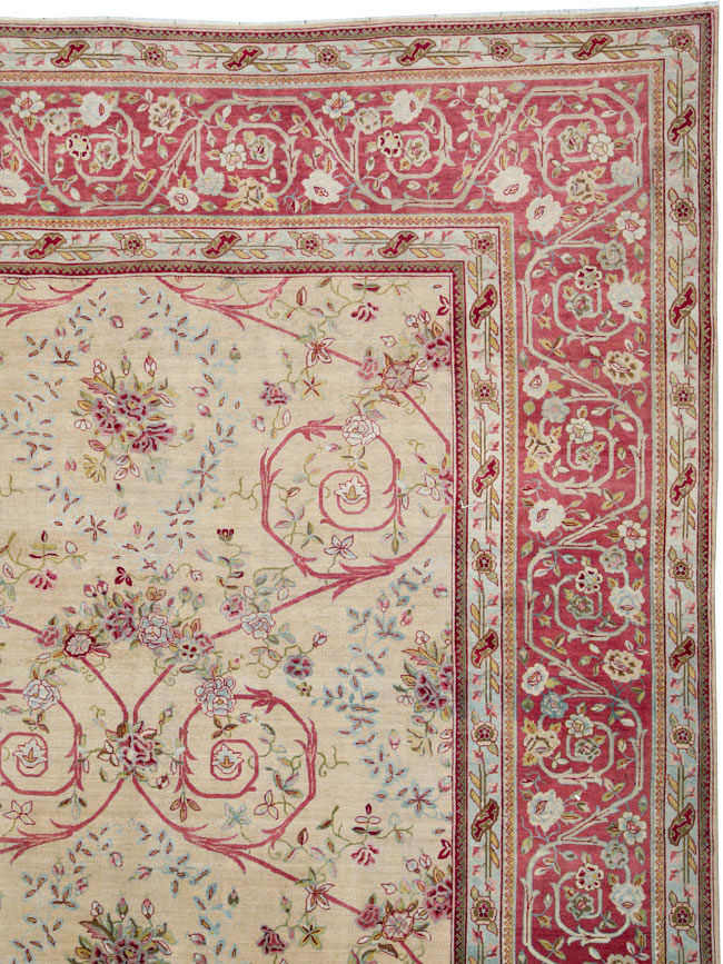 Antique Persian Sarouk Carpet, No.24433 - Gsblank