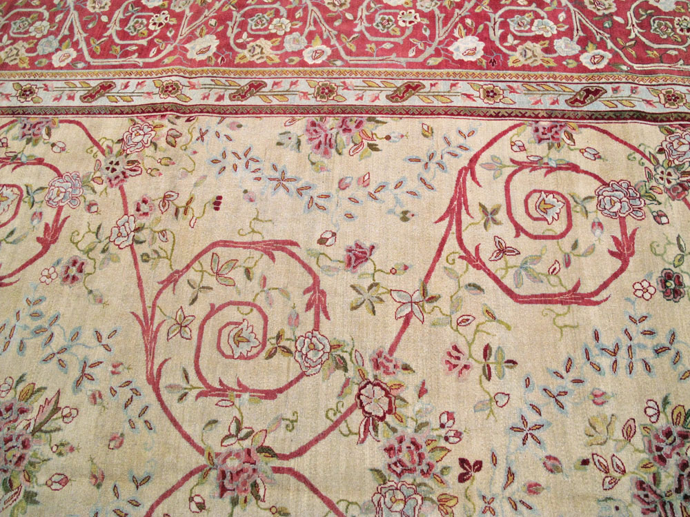 Antique Persian Sarouk Carpet, No.24433 - Gsblank