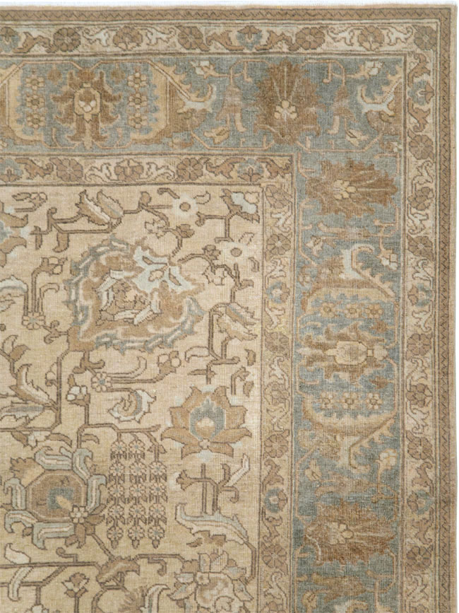 Vintage Persian Tabriz Accent Carpet, No.24440 - Gsblank
