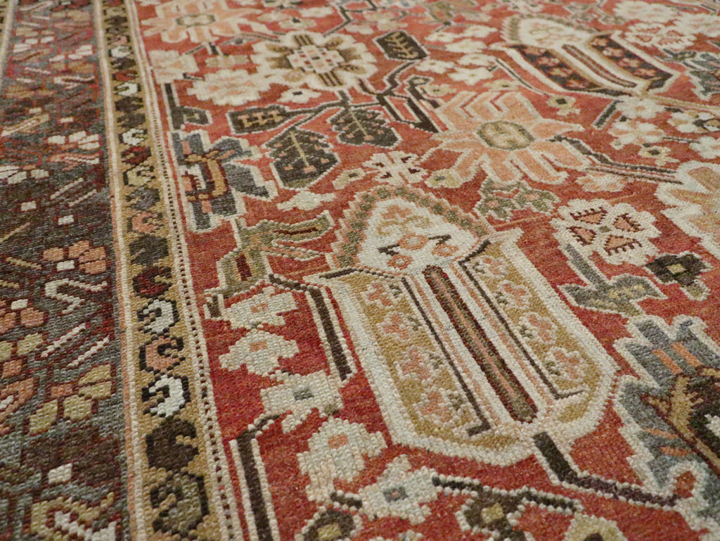 Antique Persian Bakhtiari Gallery Carpet, No.24455 - Gsblank