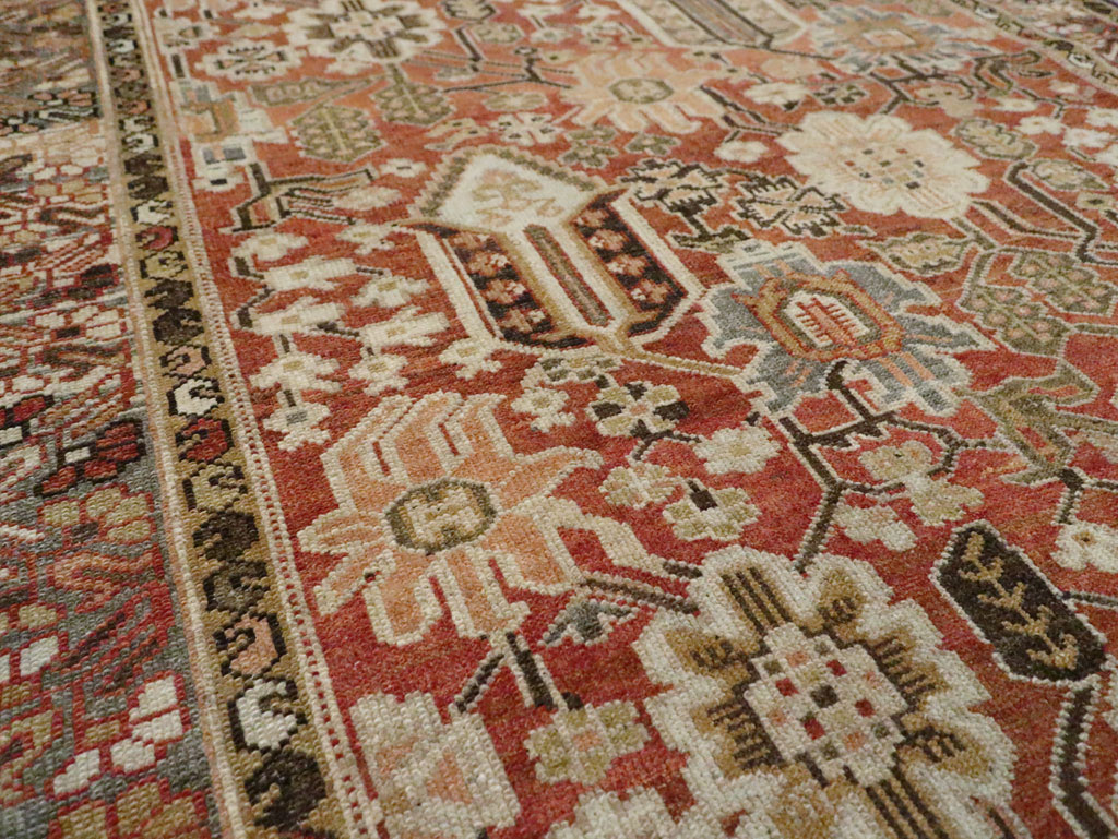 Antique Persian Bakhtiari Gallery Carpet, No.24455 - Gsblank