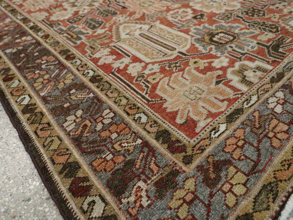 Antique Persian Bakhtiari Gallery Carpet, No.24455 - Gsblank