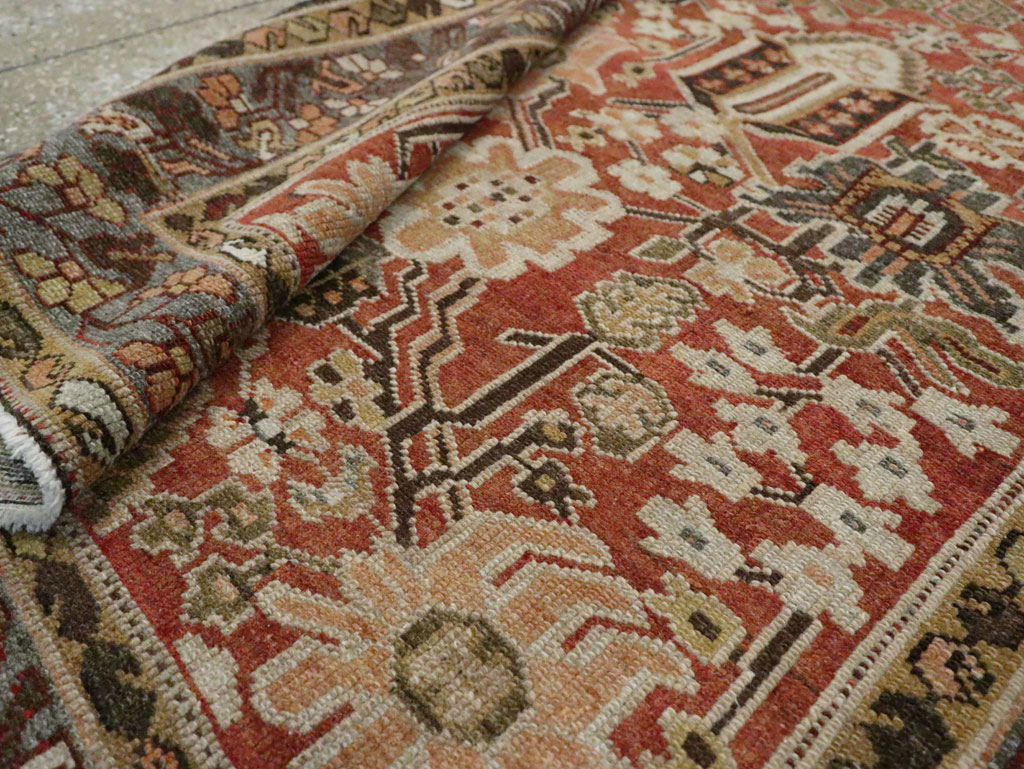 Antique Persian Bakhtiari Gallery Carpet, No.24455 - Gsblank