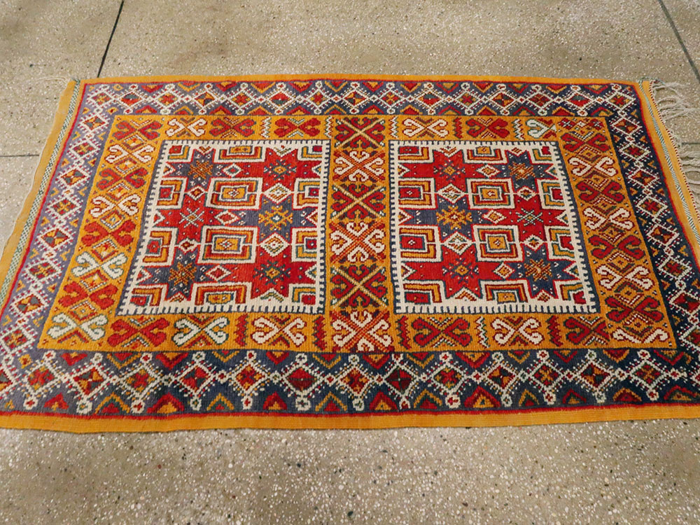 Vintage Moroccan Rug, No.24460 - Gsblank