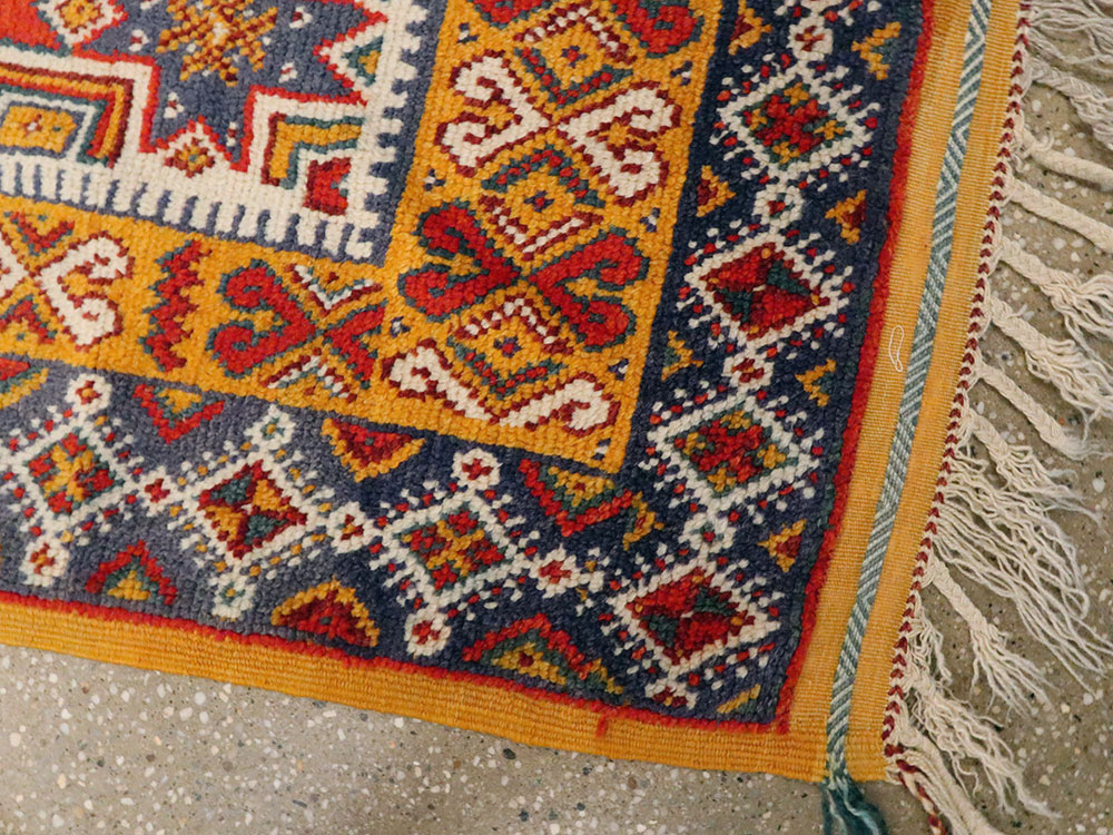 Vintage Moroccan Rug, No.24460 - Gsblank