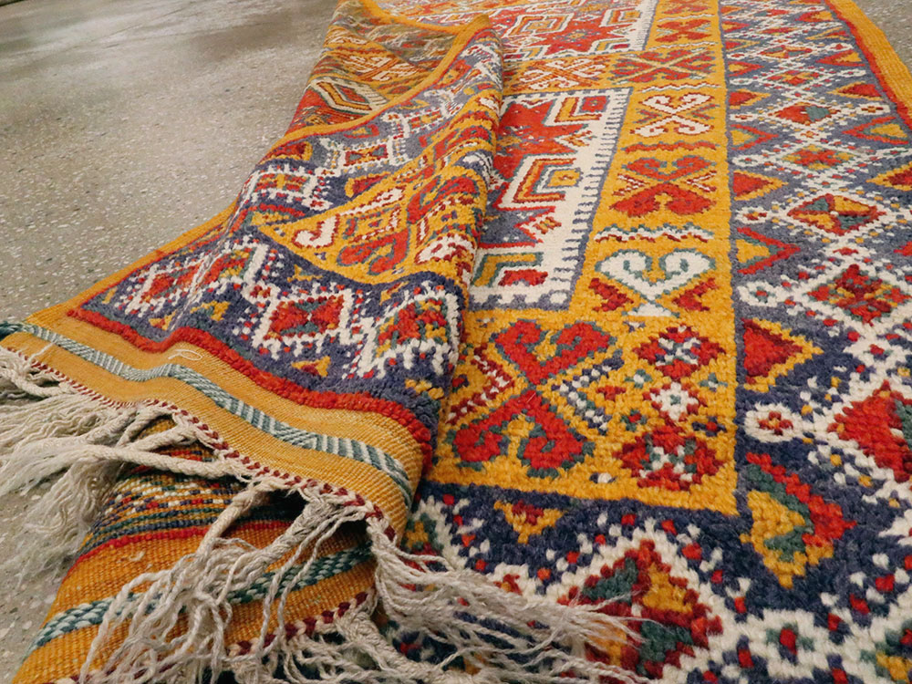 Vintage Moroccan Rug, No.24460 - Gsblank