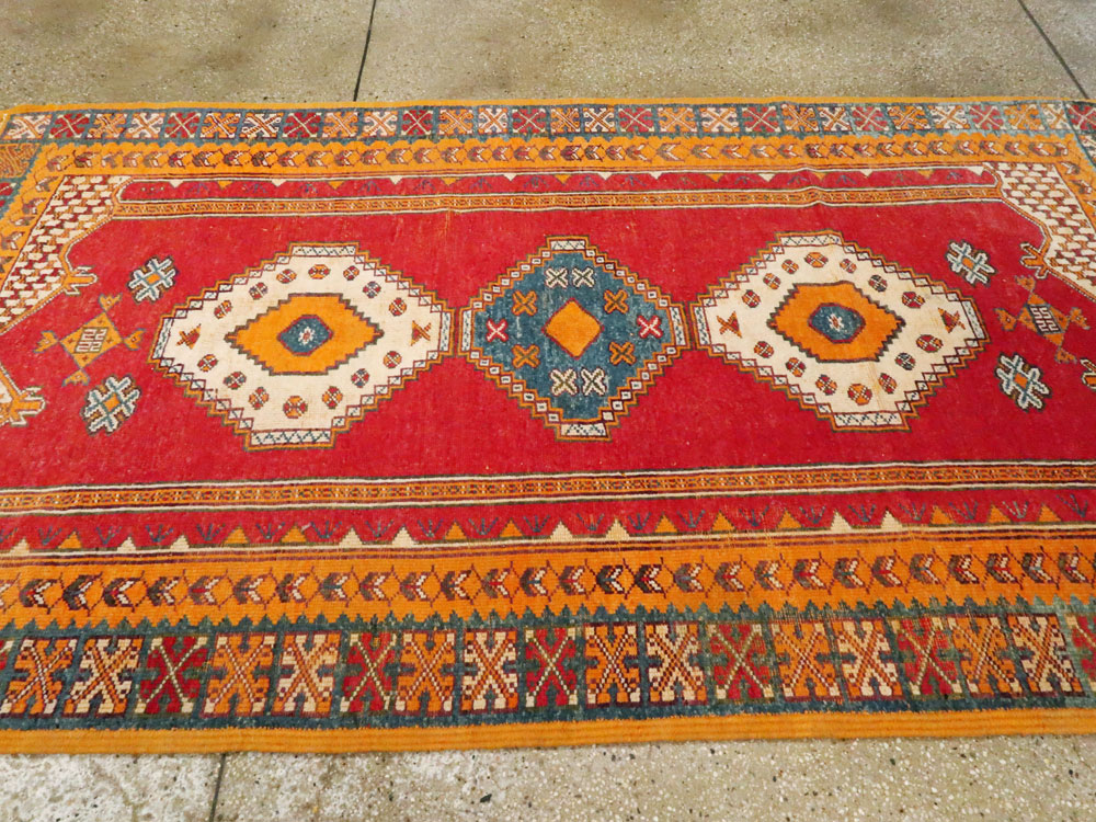 Vintage Moroccan Rug, No.24462 - Gsblank