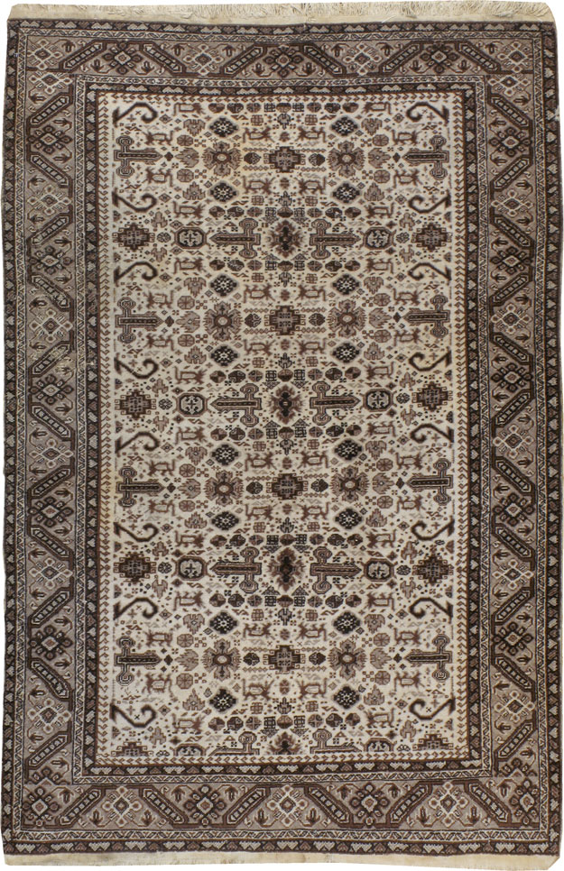 Vintage Persian Tabriz Rug, No.24463 - Gsblank