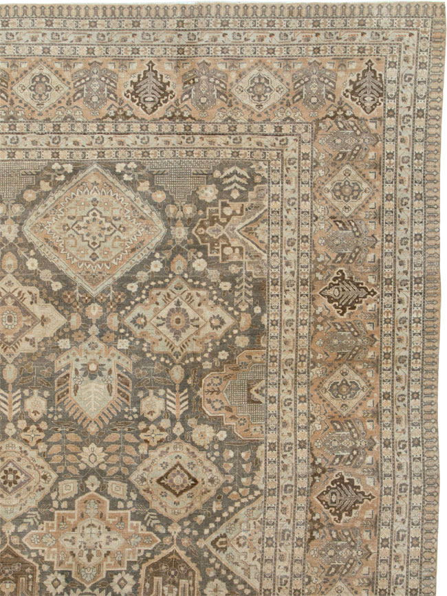 Antique Persian Tabriz Carpet, No.24472 - Gsblank