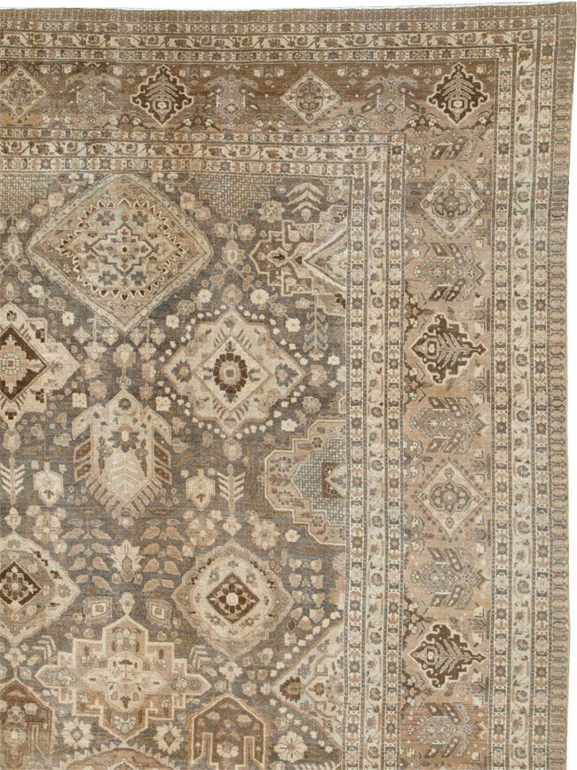 Antique Persian Tabriz Carpet, No.24472 - Gsblank