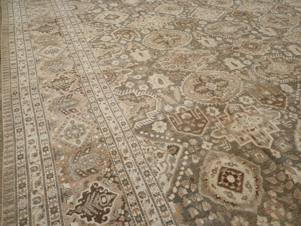 Antique Persian Tabriz Carpet, No.24472 - Gsblank