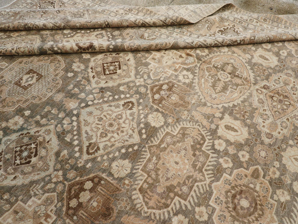 Antique Persian Tabriz Carpet, No.24472 - Gsblank