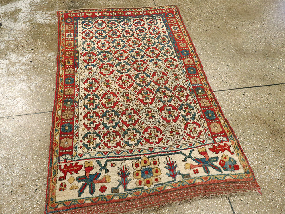 Antique Persian Kurd Bidjar Rug, No.24473 - Gsblank