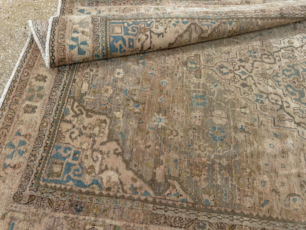 Antique Persian Sarouk Fereghan Accent Rug, No.24479 - Gsblank