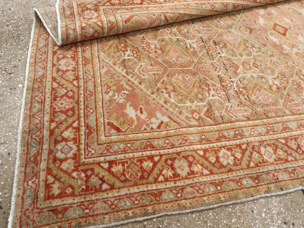 Antique Persian Mahal Rug, No.24480 - Gsblank