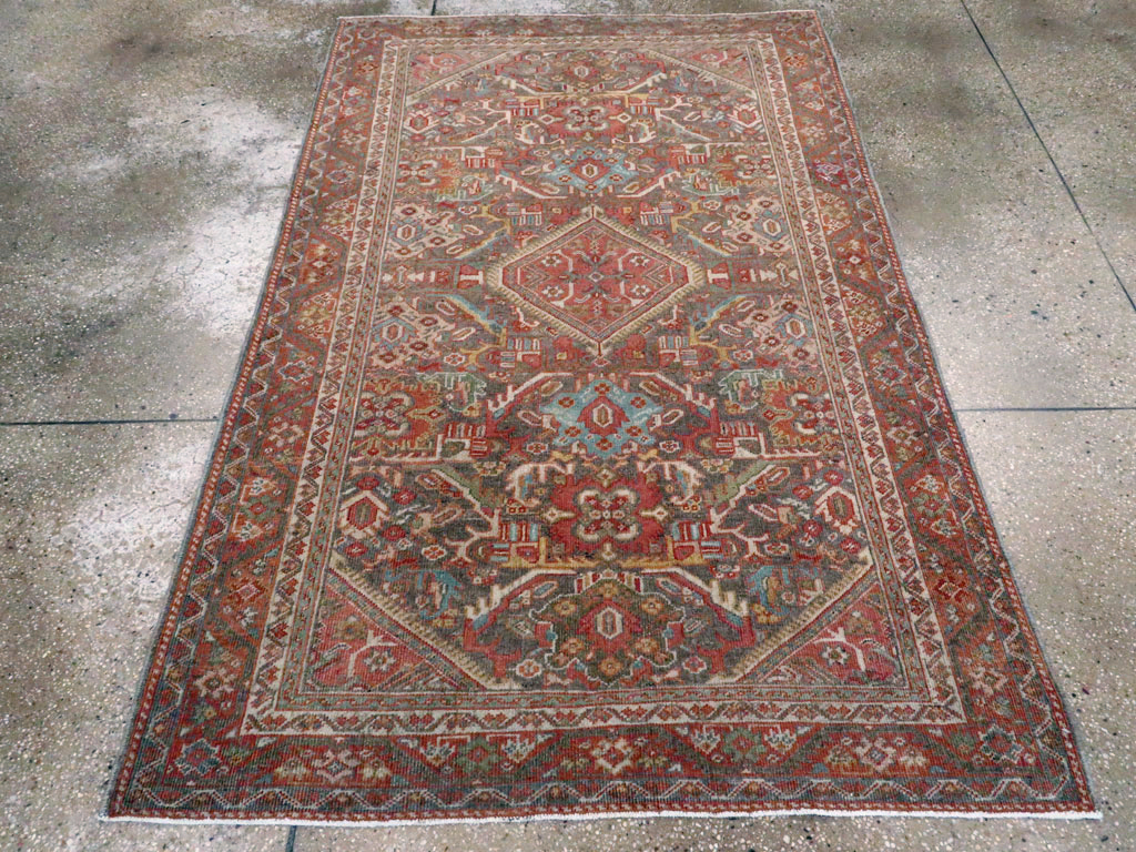Antique Persian Mahal Rug, No.24481 - Gsblank