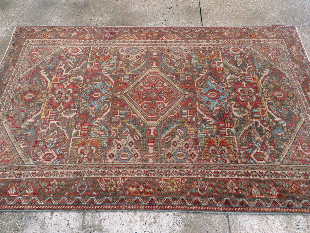 Antique Persian Mahal Rug, No.24481 - Gsblank