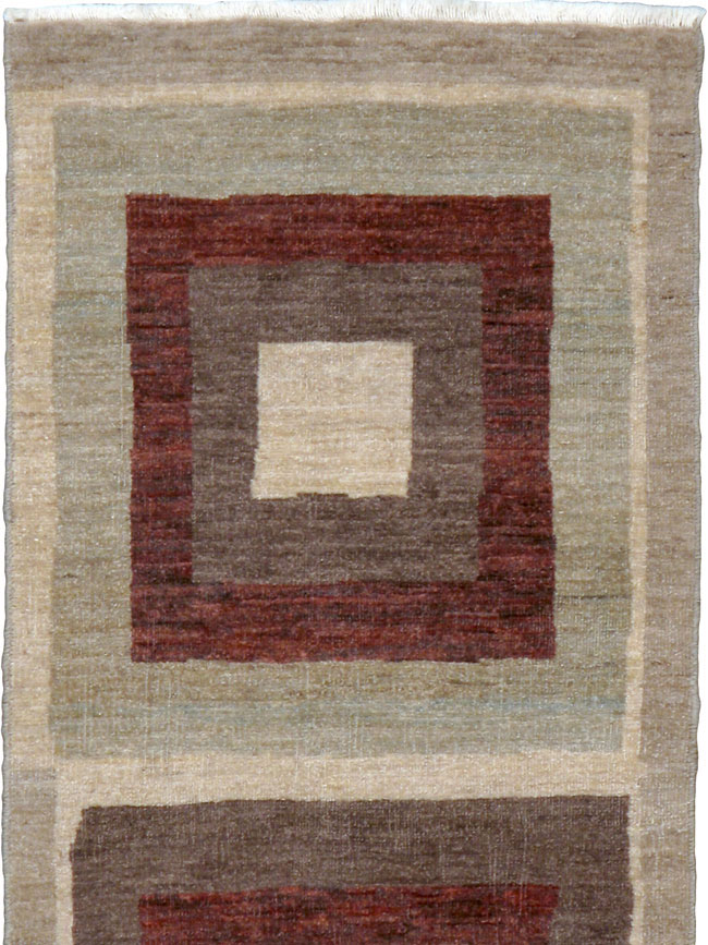 Modern Persian Tabriz Runner, No.24496 - Gsblank