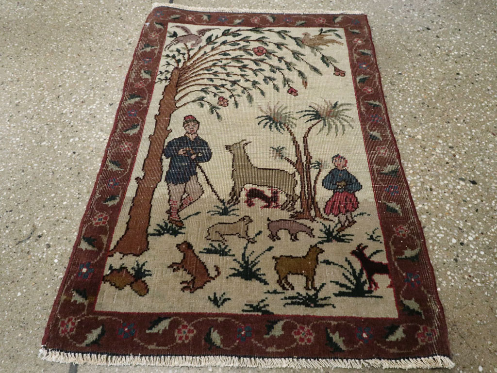Vintage Persian Tabriz Pictorial Rug, No.24526 - Gsblank