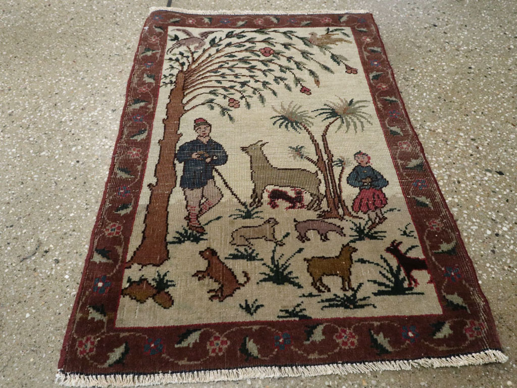 Vintage Persian Tabriz Pictorial Rug, No.24526 - Gsblank
