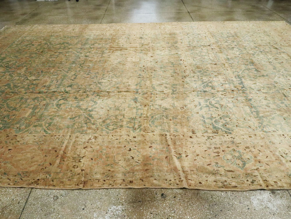 Antique Persian Tabriz Carpet, No.24529 - Gsblank