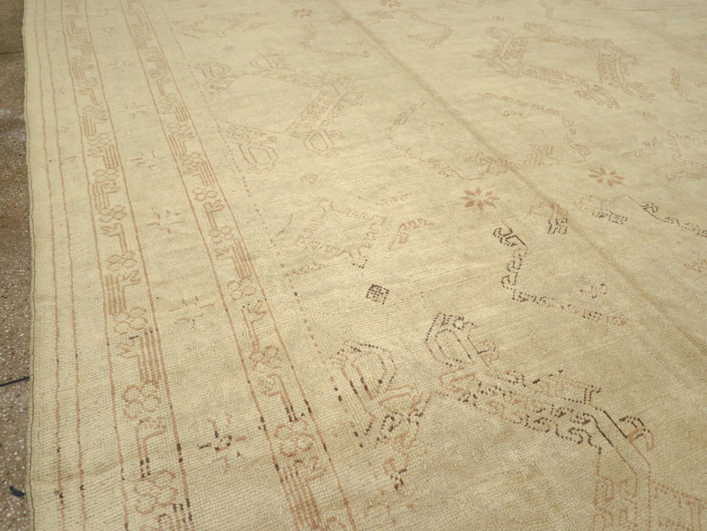 Antique Turkish Oushak Carpet, No.24530 - Gsblank