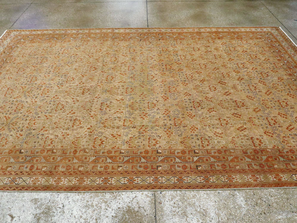 Vintage Persian Shiraz Carpet, No.24556 - Gsblank